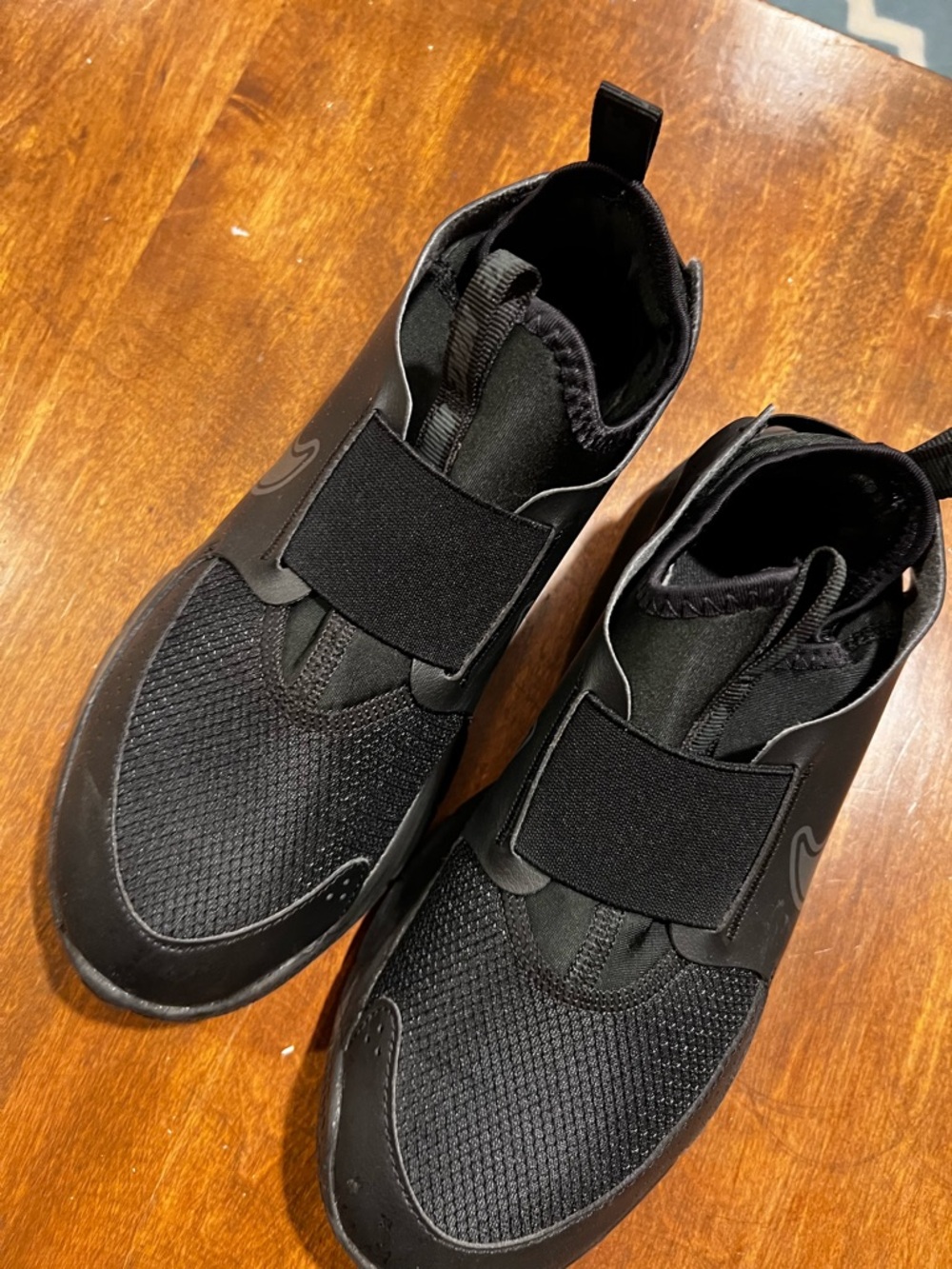 Youth Black Slip-On Nike Flex 3- never worn outside!